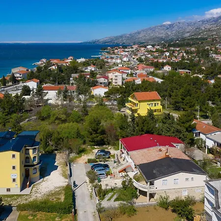 Hibis, No 1 Starigrad Paklenica