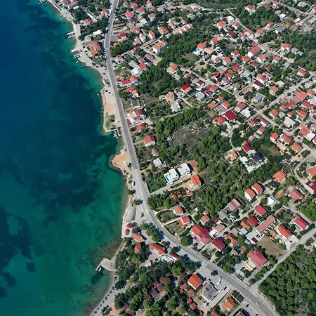 Hibis, No 1 Starigrad Paklenica