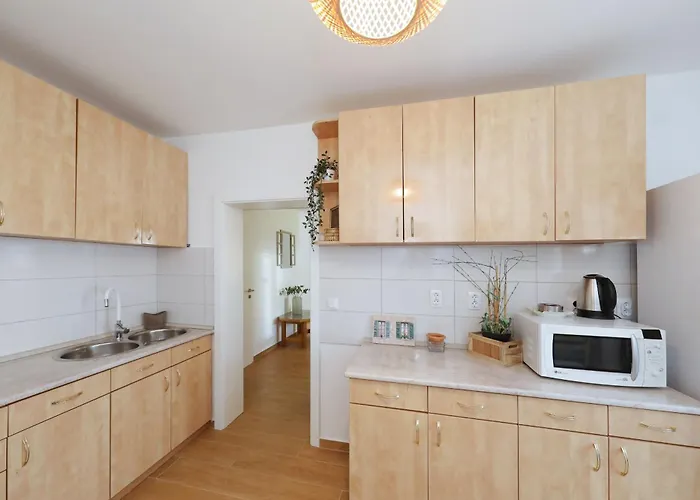 Hibis, No 1 * Starigrad Paklenica