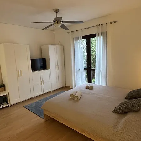 Hibis, No 1 * Starigrad Paklenica